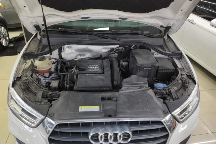 Used Audi Q3 2017 30 TFSI Fashion Model Engine Bay