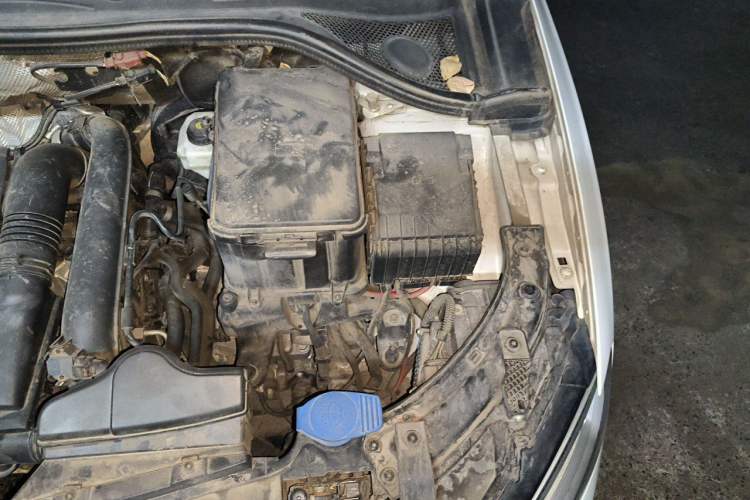 Used Audi Q3 2017 30 TFSI Fashion Model Engine Bay Left