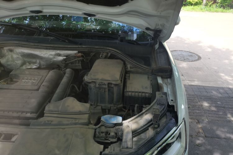 Used Audi Q3 2017 30 TFSI Fashion Model Engine Bay Left