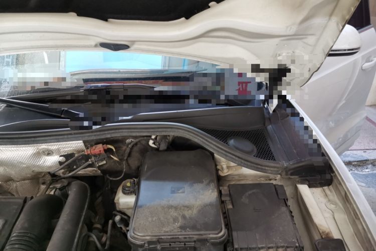 Used Audi Q3 2017 30 TFSI Fashion Model Engine Bay Left