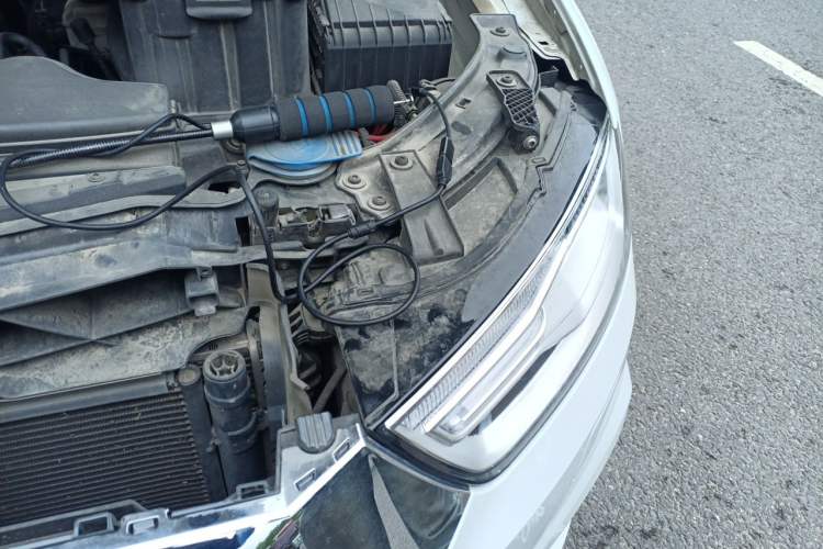 Used Audi Q3 2017 30 TFSI Fashion Model Engine Bay Left