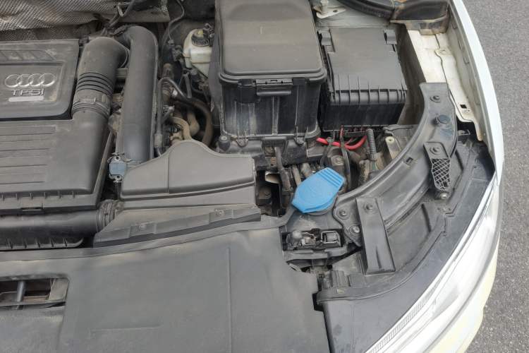 Used Audi Q3 2017 30 TFSI Fashion Model Engine Bay Left