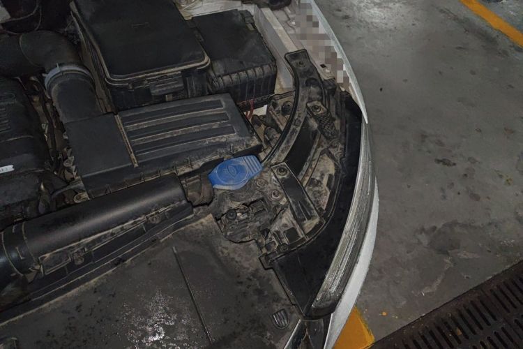Used Audi Q3 2017 35 TFSI Fashion Model Engine Bay Left
