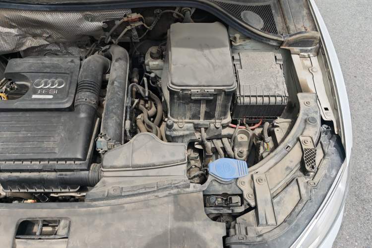 Used Audi Q3 2017 30 TFSI Fashion Model Engine Bay Left
