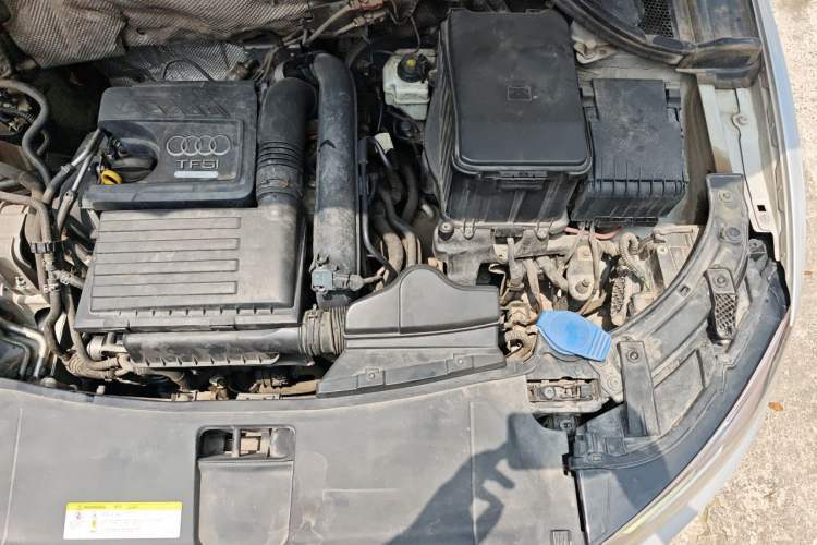 Used Audi Q3 2017 30 TFSI Fashion Model Engine Bay Left