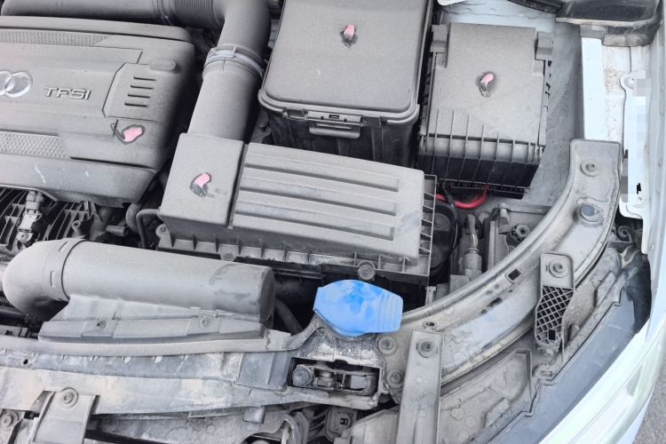 Used Audi Q3 2017 35 TFSI Fashion Model Engine Bay Left