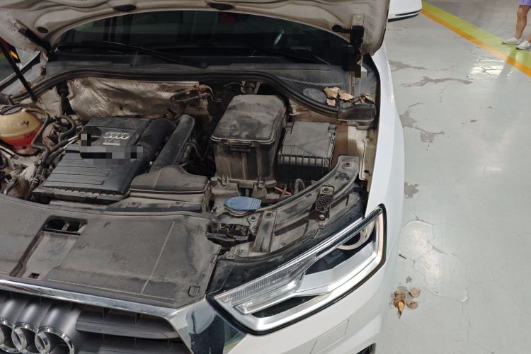 Used Audi Q3 2017 30 TFSI Fashion Model Engine Bay Left