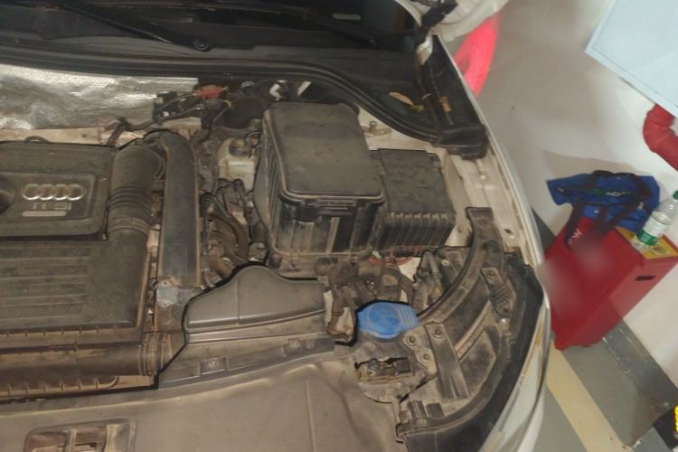 Used Audi Q3 2017 30 TFSI Fashion Model Engine Bay Left