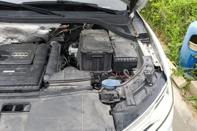 Used Audi Q3 2017 30 TFSI Fashion Model Engine Bay Left