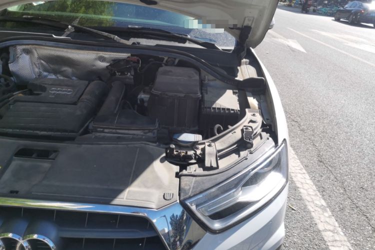 Used Audi Q3 2017 30 TFSI Fashion Model Engine Bay Left