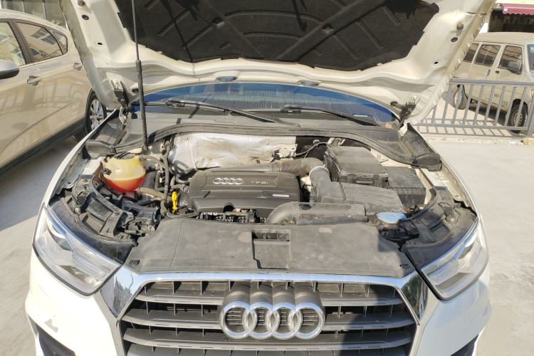 Used Audi Q3 2017 35 TFSI Fashion Model Engine Bay