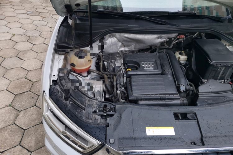 Used Audi Q3 2017 30 TFSI Fashion Model Engine Bay Right