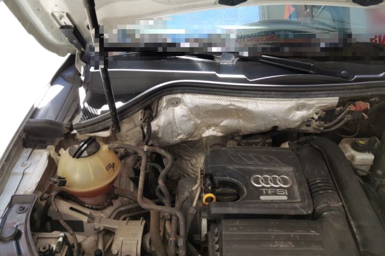 Used Audi Q3 2017 30 TFSI Fashion Model Engine Bay Right