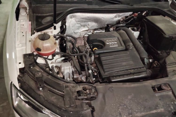 Used Audi Q3 2017 30 TFSI Standard Model Engine Bay Right