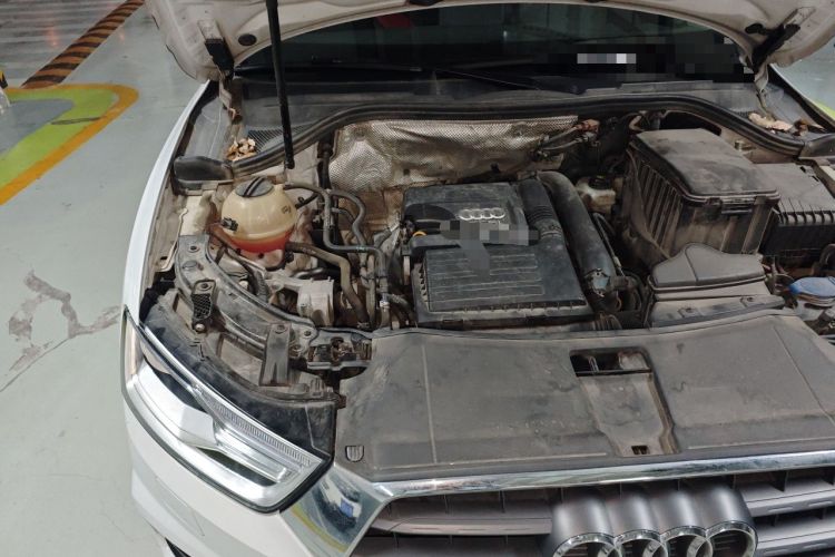 Used Audi Q3 2017 30 TFSI Fashion Model Engine Bay Right