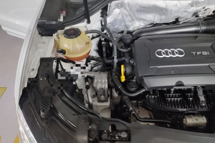 Used Audi Q3 2017 35 TFSI Sport Edition Engine Bay Right