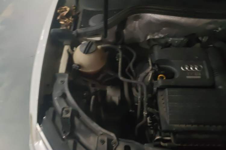 Used Audi Q3 2017 30 TFSI Fashion Model Engine Bay Right