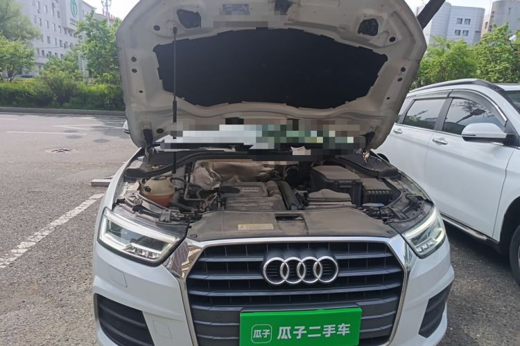 Used Audi Q3 2017 30 TFSI Fashion Model Engine Bay Right