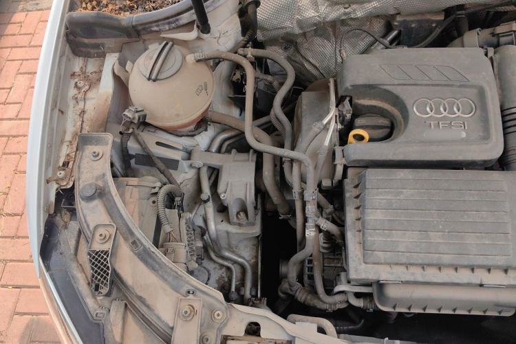Used Audi Q3 2017 30 TFSI Fashion Model Engine Bay Right