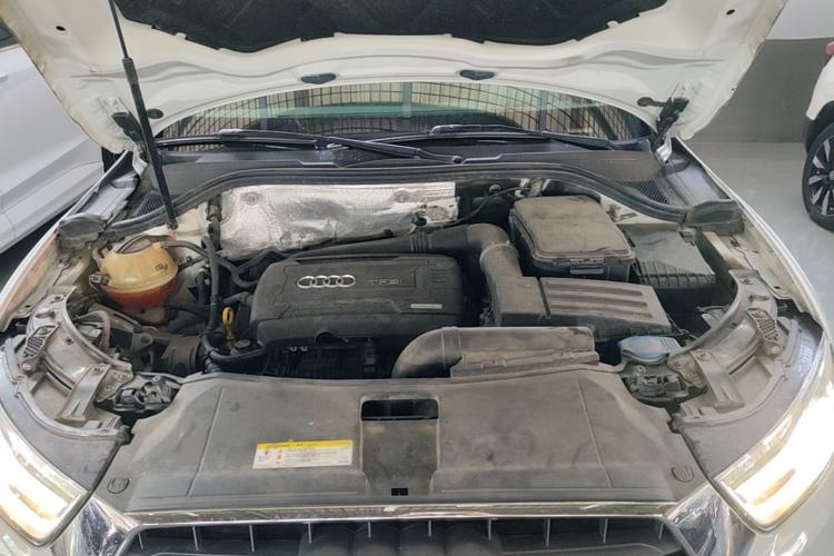 Used Audi Q3 2017 35 TFSI Fashion Model Engine Bay