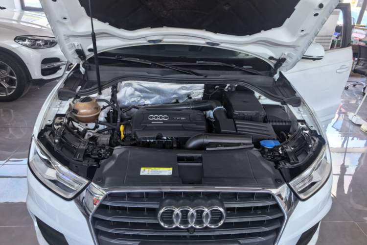 Used Audi Q3 2017 35 TFSI Fashion Model Engine Bay