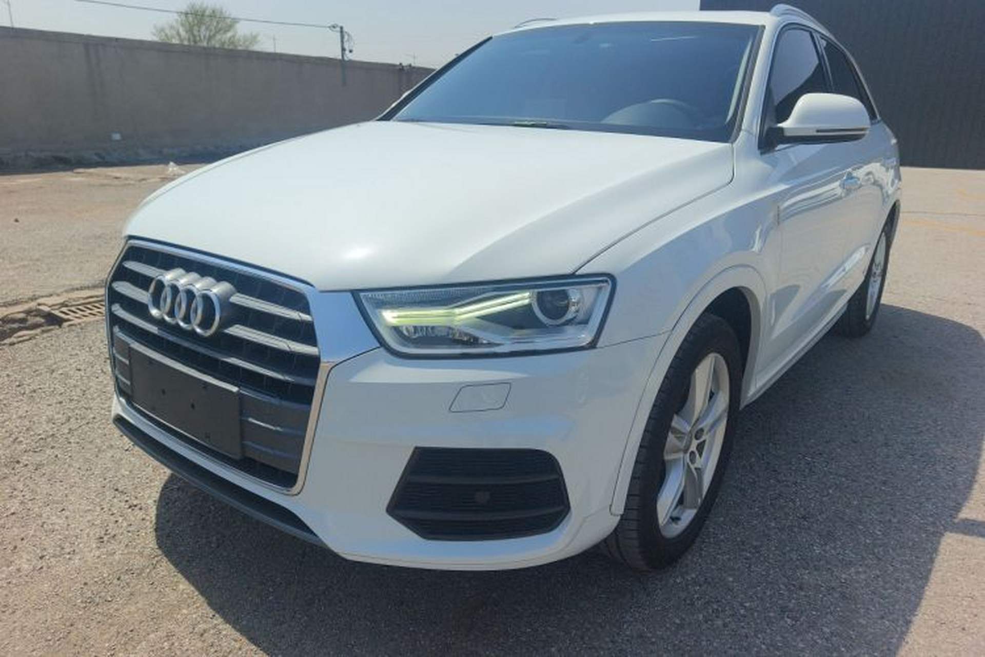 Used Audi Q3 2017 30 TFSI Fashion Model Exterior 1