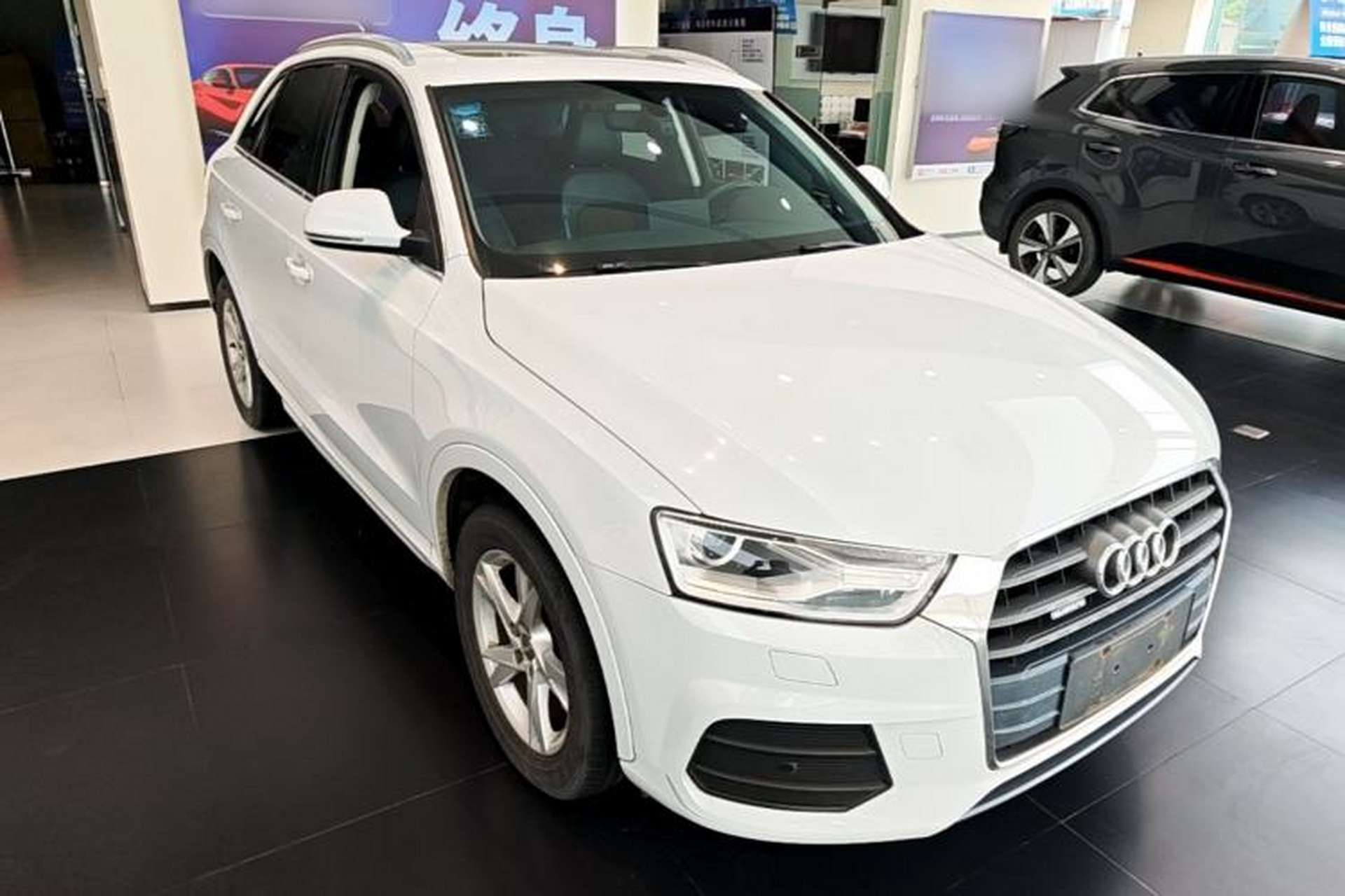 Used Audi Q3 2017 30 TFSI Fashion Model Exterior 1