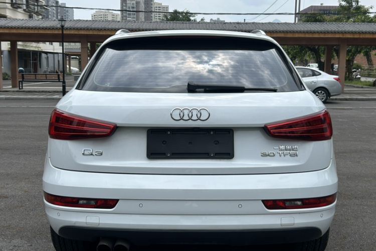 Used Audi Q3 2017 30 TFSI Fashion Model Exterior 10