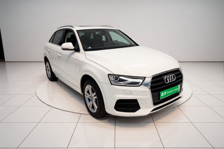 Used Audi Q3 2017 30 TFSI Fashion Model Exterior 2