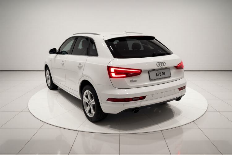 Used Audi Q3 2017 30 TFSI Fashion Model Exterior 3