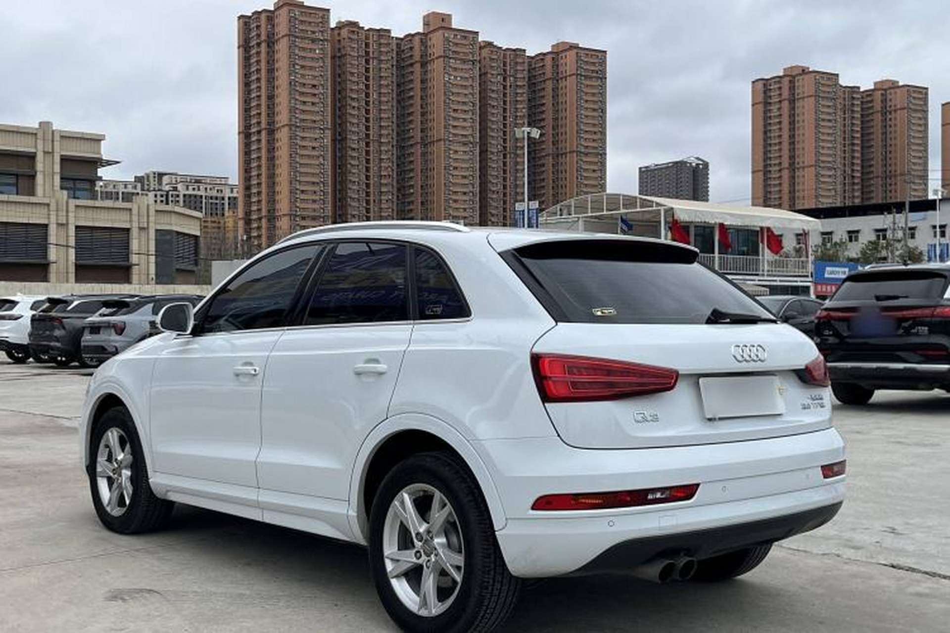 Used Audi Q3 2017 35 TFSI Fashion Model Exterior 3