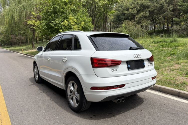 Used Audi Q3 2017 30 TFSI Fashion Model Exterior 3