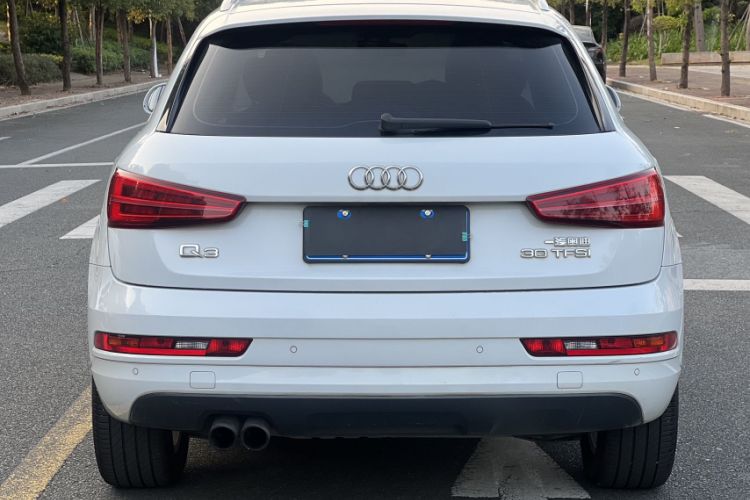 Used Audi Q3 2017 30 TFSI Fashion Model Exterior 3