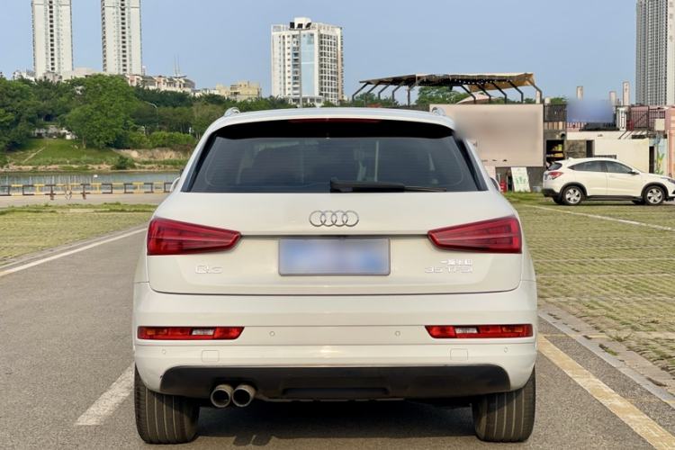Used Audi Q3 2017 35 TFSI Fashion Model Exterior 4
