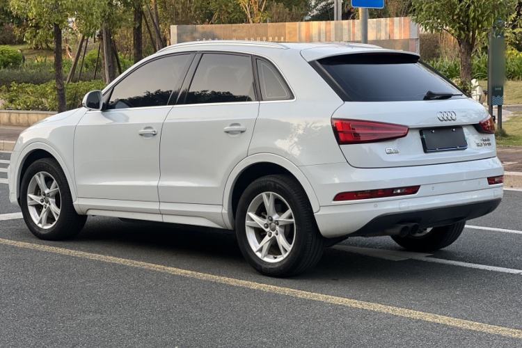 Used Audi Q3 2017 30 TFSI Fashion Model Exterior 4
