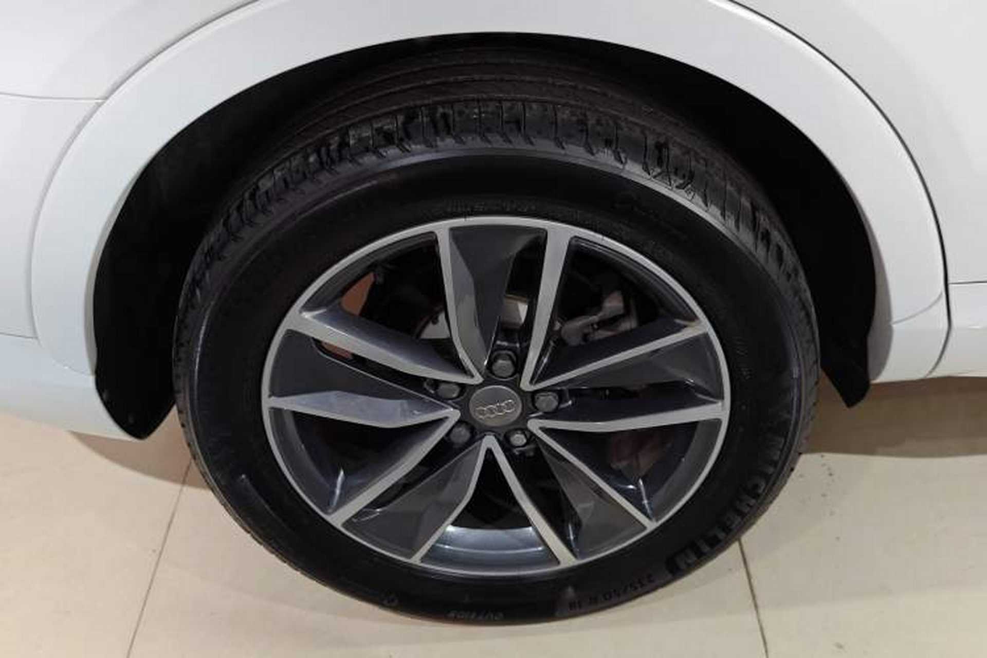 Used Audi Q3 2017 30 TFSI Fashion Model Exterior 5