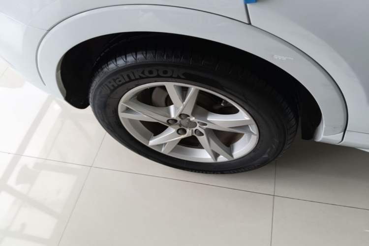 Used Audi Q3 2017 30 TFSI Fashion Model Exterior 5