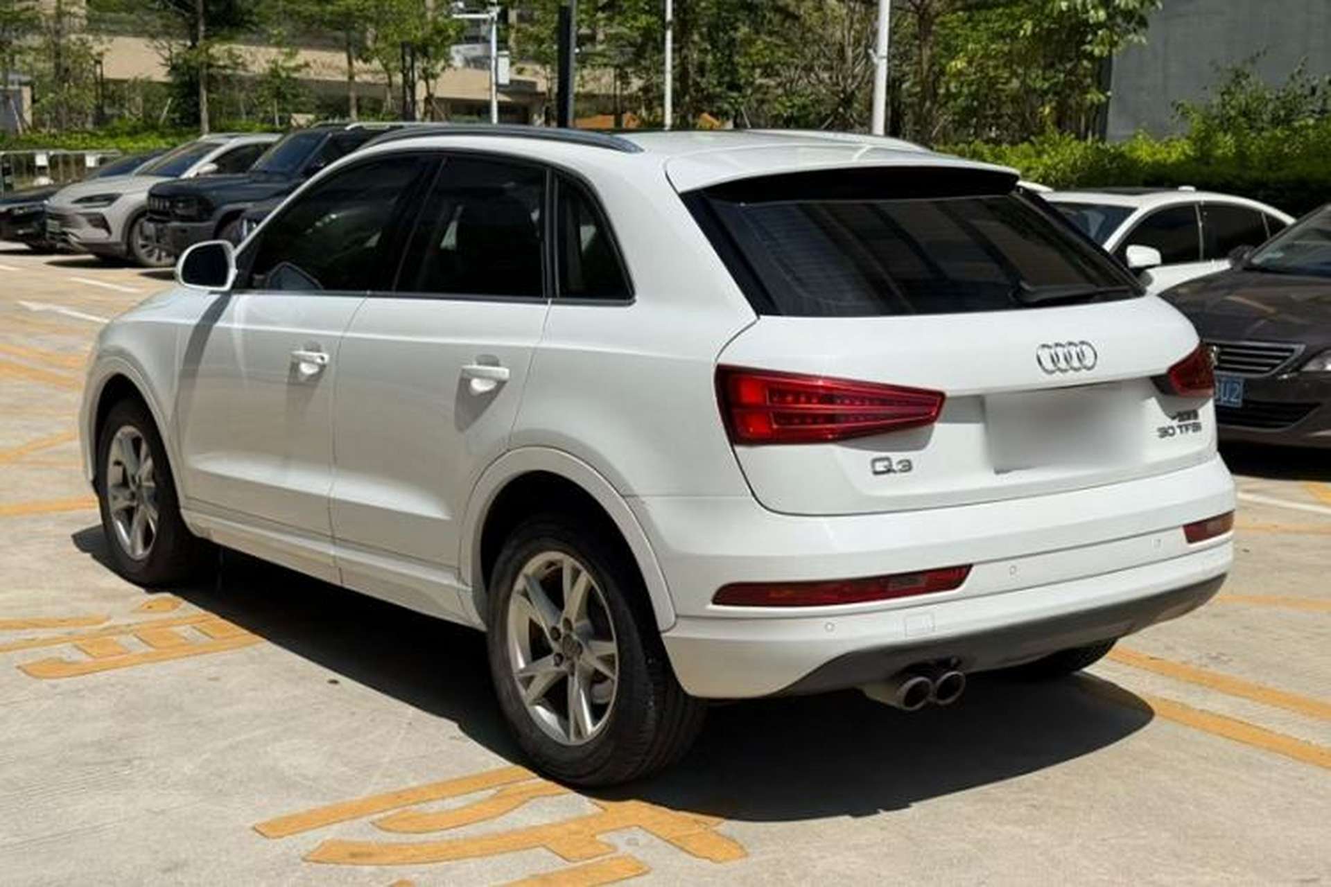 Used Audi Q3 2017 30 TFSI Fashion Model Exterior 6