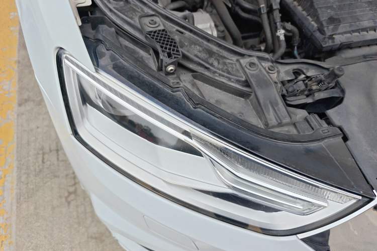 Used Audi Q3 2017 30 TFSI Fashion Model Exterior 6