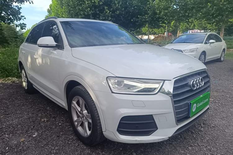 Used Audi Q3 2017 30 TFSI Fashion Model Front Right 45 Deg