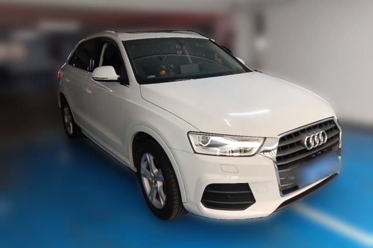 Used Audi Q3 2017 30 TFSI Fashion Model Front Right 45 Deg
