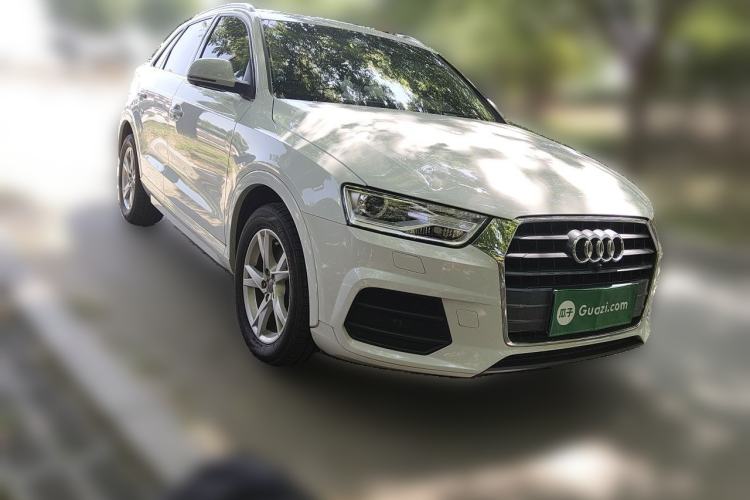 Used Audi Q3 2017 35 TFSI Fashion Model Front Right 45 Deg
