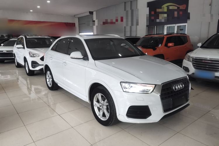 Used Audi Q3 2017 35 TFSI Fashion Model Front Right 45 Deg
