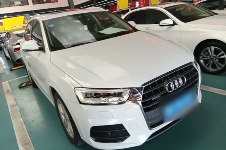 Used Audi Q3 2017 35 TFSI quattro all-wheel-drive sport model Front Right 45 Deg