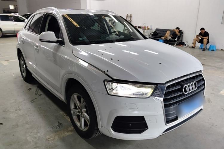 Used Audi Q3 2017 30 TFSI Fashion Model Front Right 45 Deg