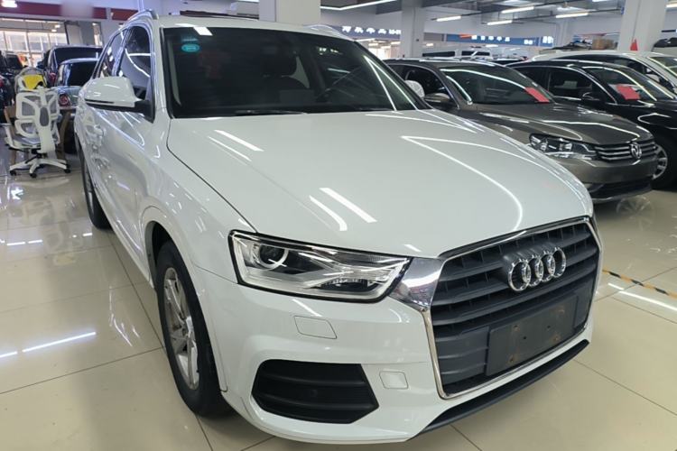 Used Audi Q3 2017 35 TFSI Fashion Model Front Right 45 Deg
