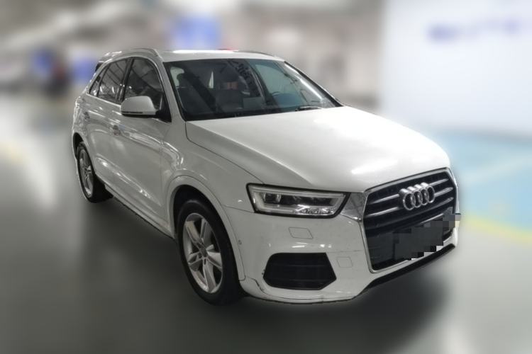 Used Audi Q3 2017 30 TFSI Fashion Model Front Right 45 Deg