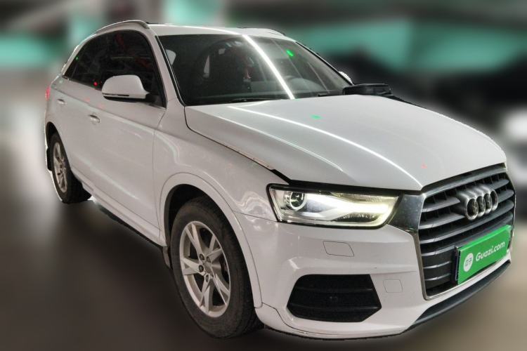 Used Audi Q3 2017 30 TFSI Fashion Model Front Right 45 Deg