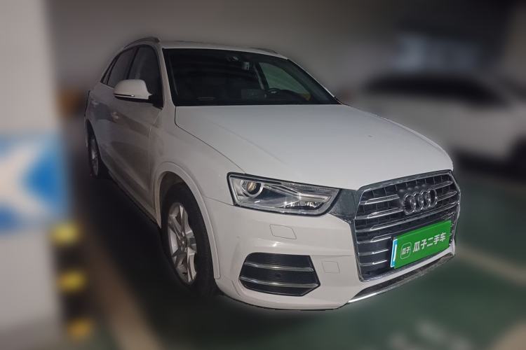 Used Audi Q3 2017 30 TFSI Fashion Model Front Right 45 Deg