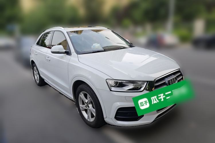 Used Audi Q3 2017 35 TFSI Fashion Model Front Right 45 Deg